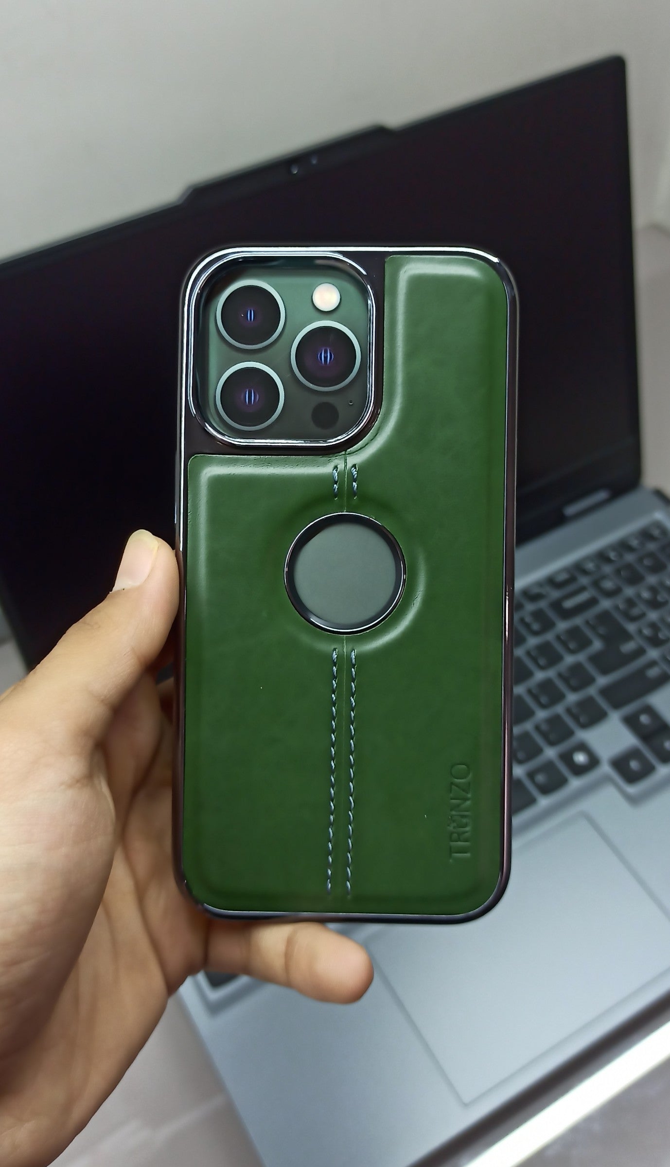 Green Leather Magnetic Ring Case for iPhone 13 Pro