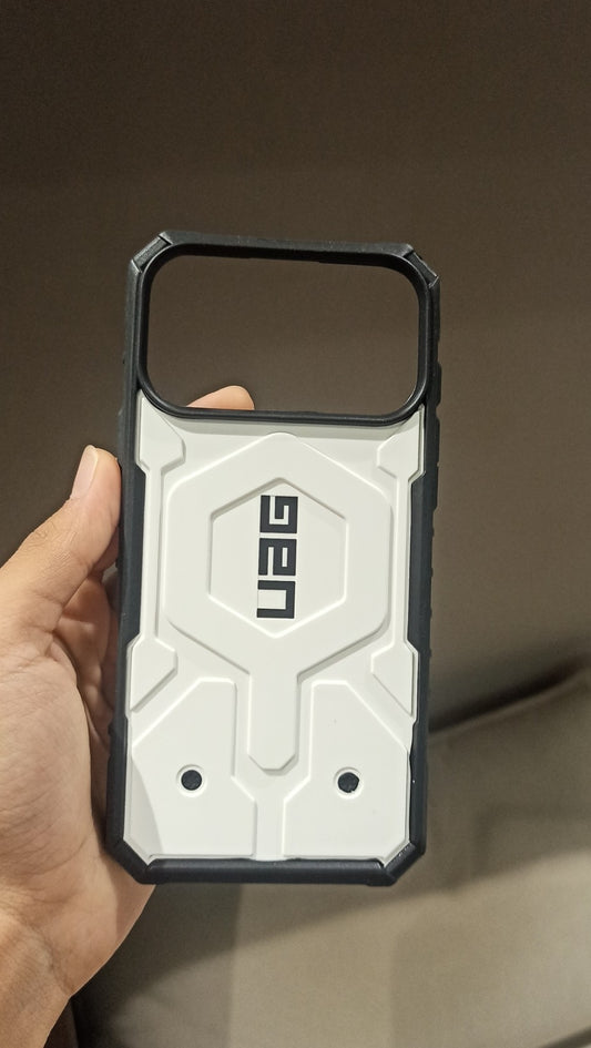 UAG Pathfinder Rugged Case With MacSafe - White